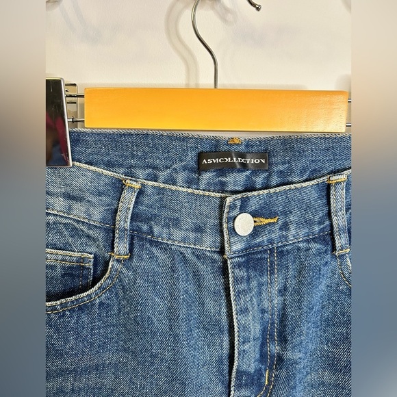 ASM Collection | Straight Leg Distressed Denim | Blue | Slits on Bottom | Size M - Picture 4 of 9